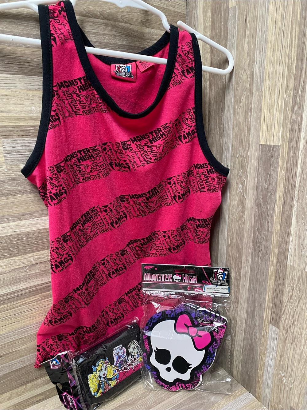 monster high Pink and Black Logo Print Tank Top kid size 7/8 m women’s XXS